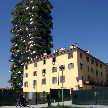 King'S House Bosco Verticale Unicredit Tower Gaeaulenti Милано Екстериор снимка