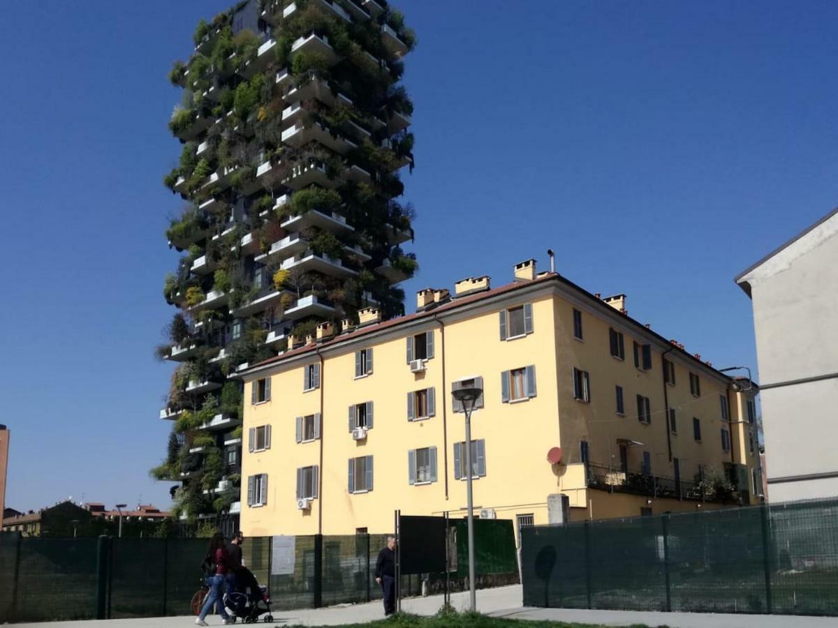 King'S House Bosco Verticale Unicredit Tower Gaeaulenti Милано Екстериор снимка